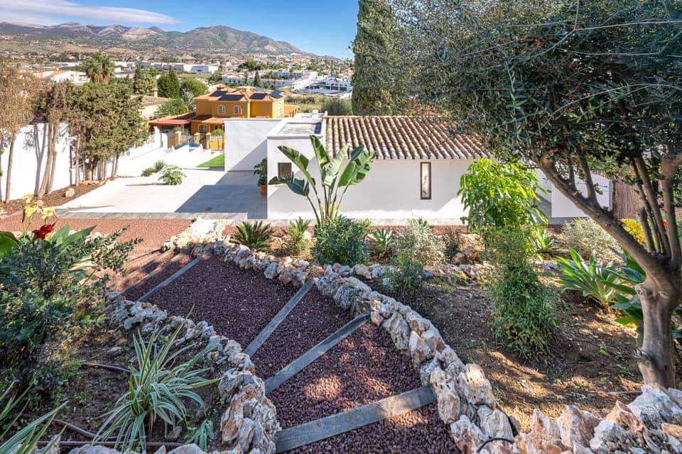 Villa for sale in Urb. El Coto (Mijas)